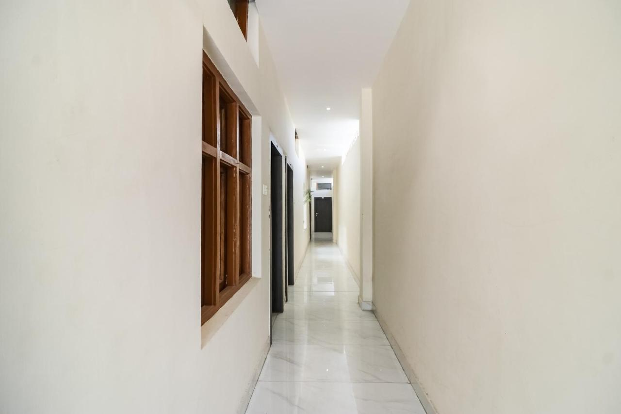Oyo 28789 Hotel Adarsh Bilāspur Kültér fotó