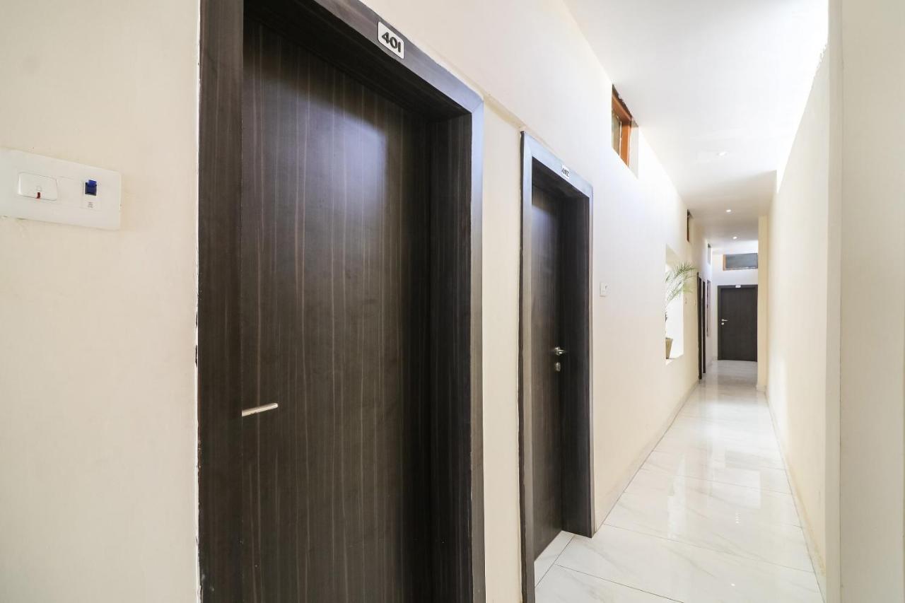 Oyo 28789 Hotel Adarsh Bilāspur Kültér fotó