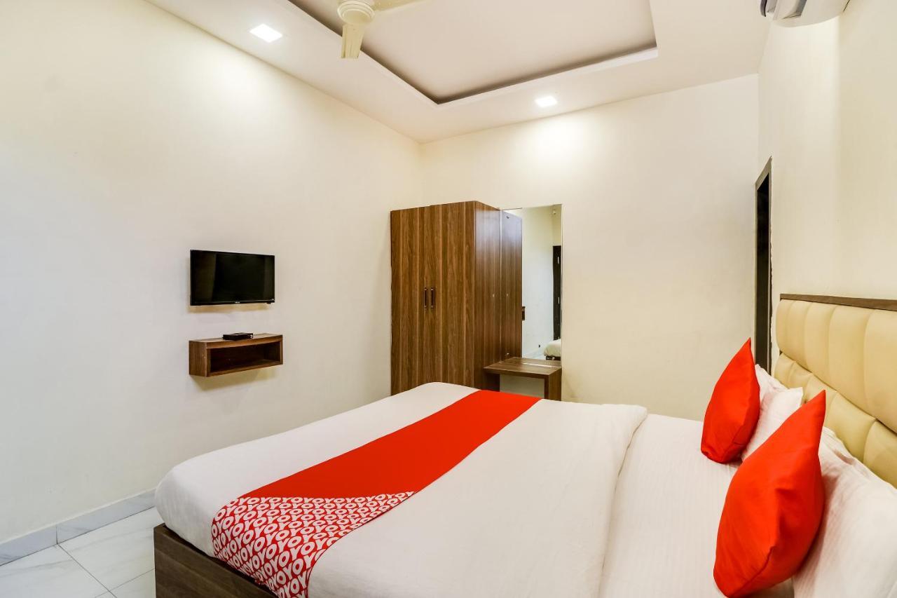 Oyo 28789 Hotel Adarsh Bilāspur Kültér fotó