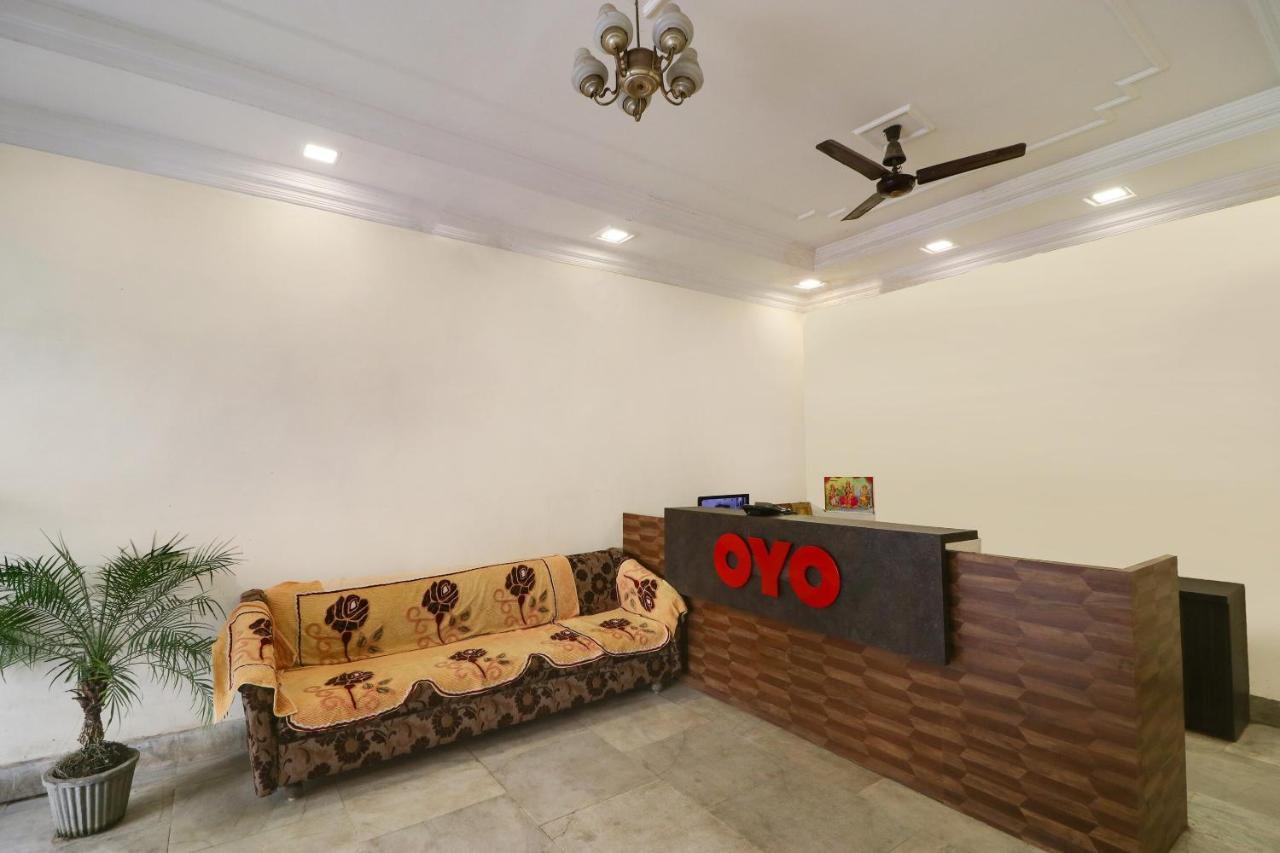 Oyo 28789 Hotel Adarsh Bilāspur Kültér fotó